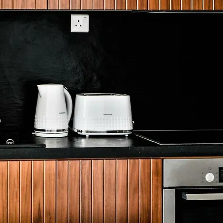 Phaedrus Living Seaview Luxury Flat Marina Court 213 Pafos