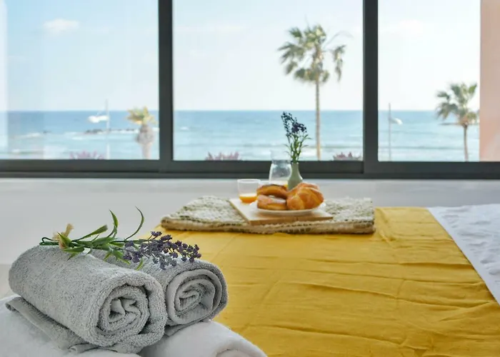 Phaedrus Living Seaview Luxury Flat Marina Court 213 * Paphos