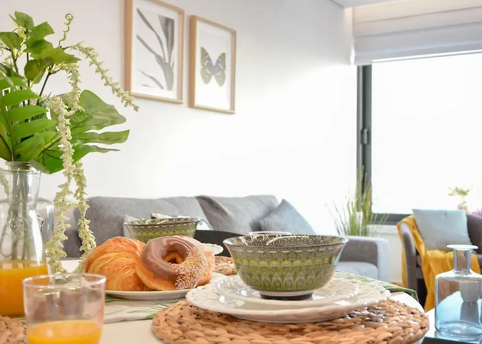 Phaedrus Living Seaview Luxury Flat Marina Court 213 Apartmán