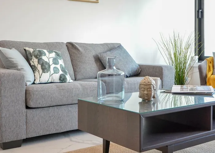 Phaedrus Living Seaview Luxury Flat Marina Court 213 * Paphos