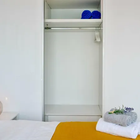 Daire Phaedrus Living Seaview Luxury Flat Marina Court 213 Pafos
